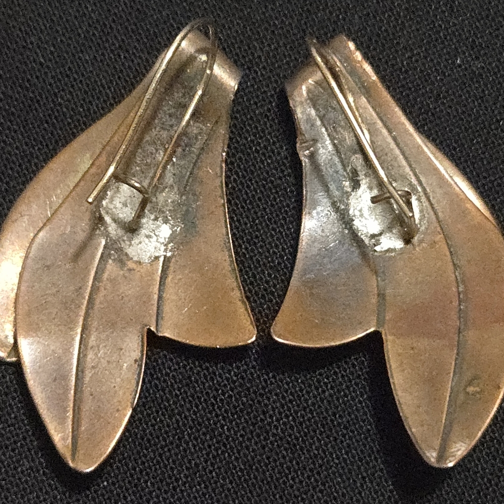 Vintage Artisan Crafted Copper Leaf Earrings - Picture 3 of 5